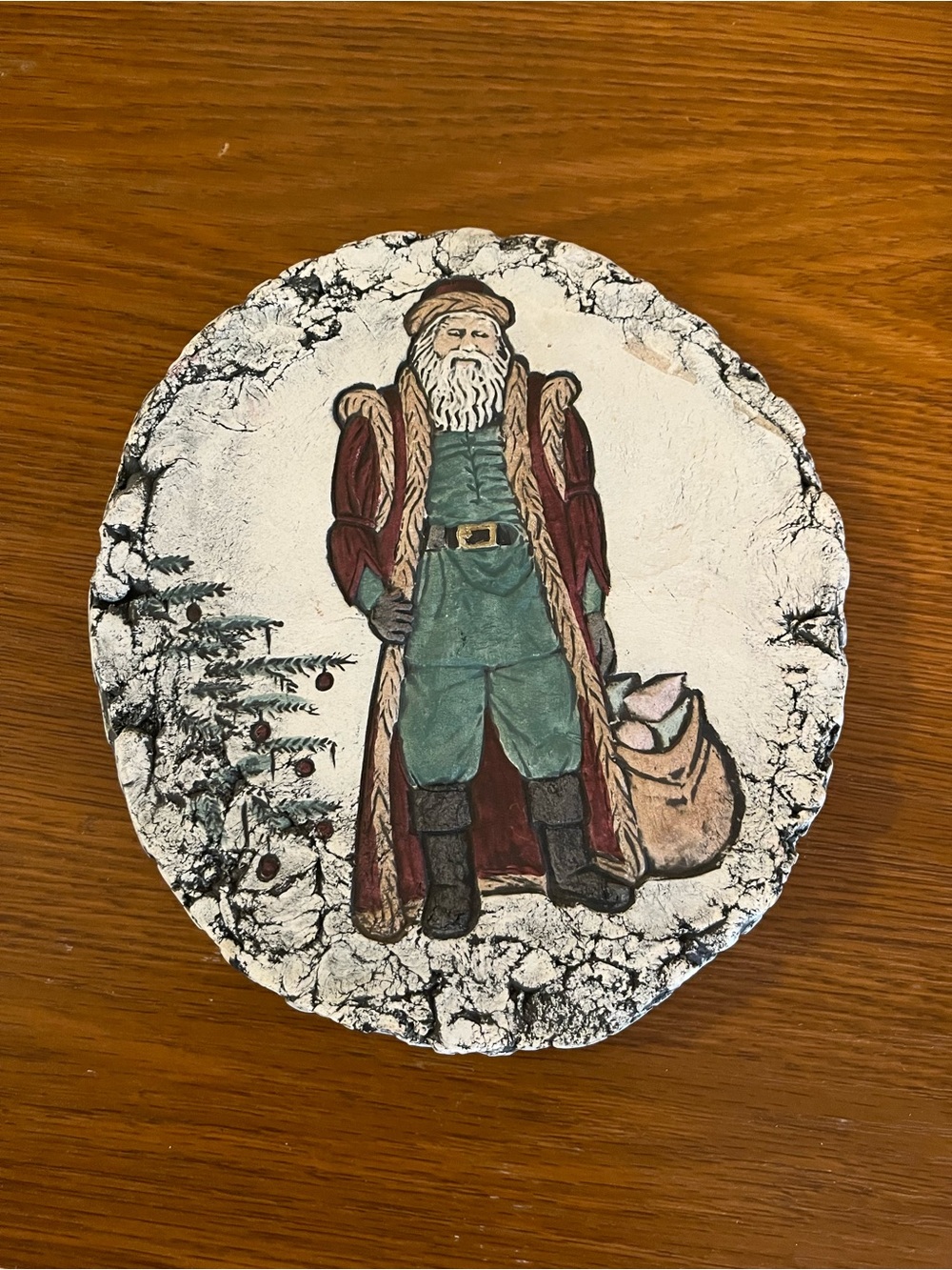 Vintage-Inspired Green & Red Santa Wall Plaque - Holiday Home Art